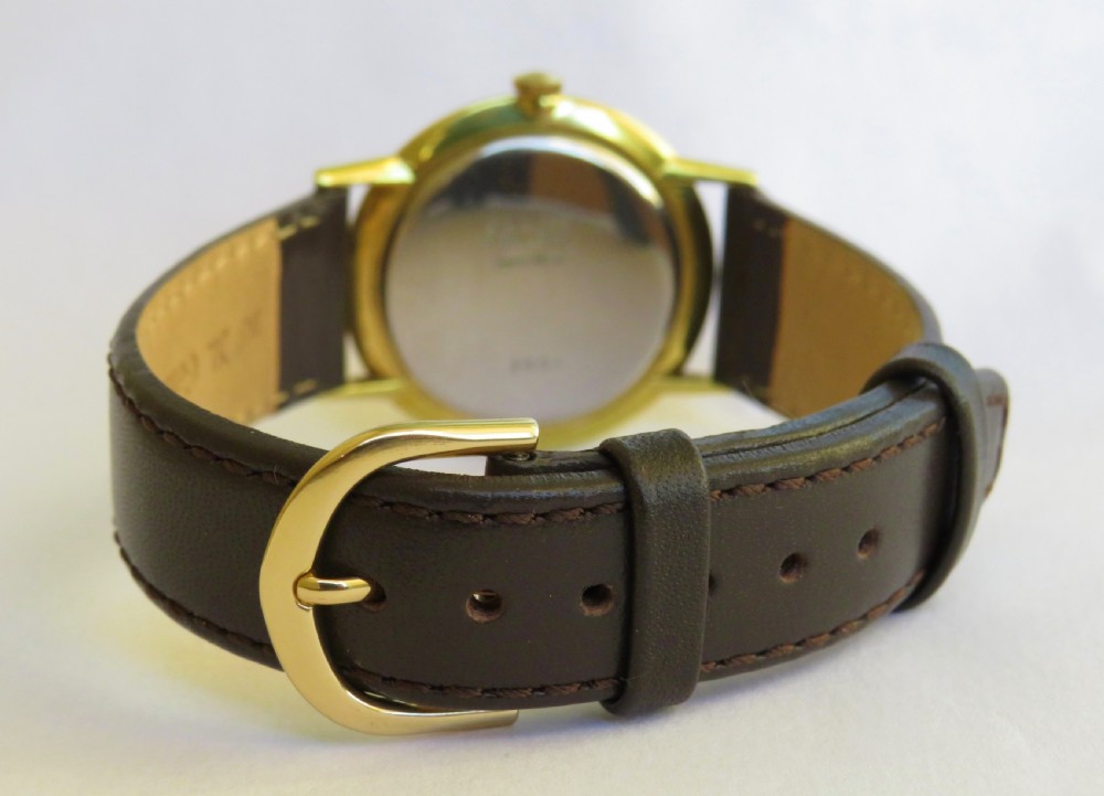 Gents 1960s Realm wrist watch View V