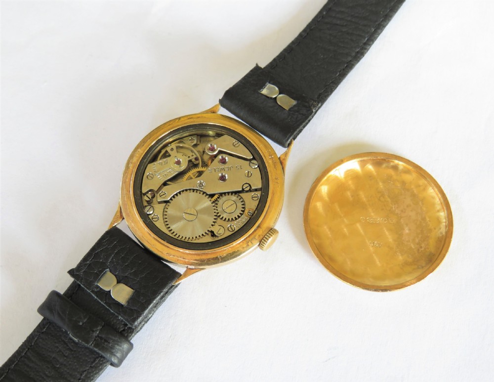 Gents 9ct gold Accurist wrist watch, 1945 View VII