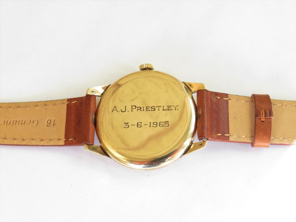 Gents 9ct gold Longines wrist watch, 1963 View V