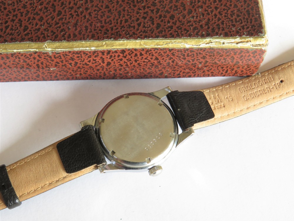 Gents 1940s Buren Grand Prix wrist watch View IV