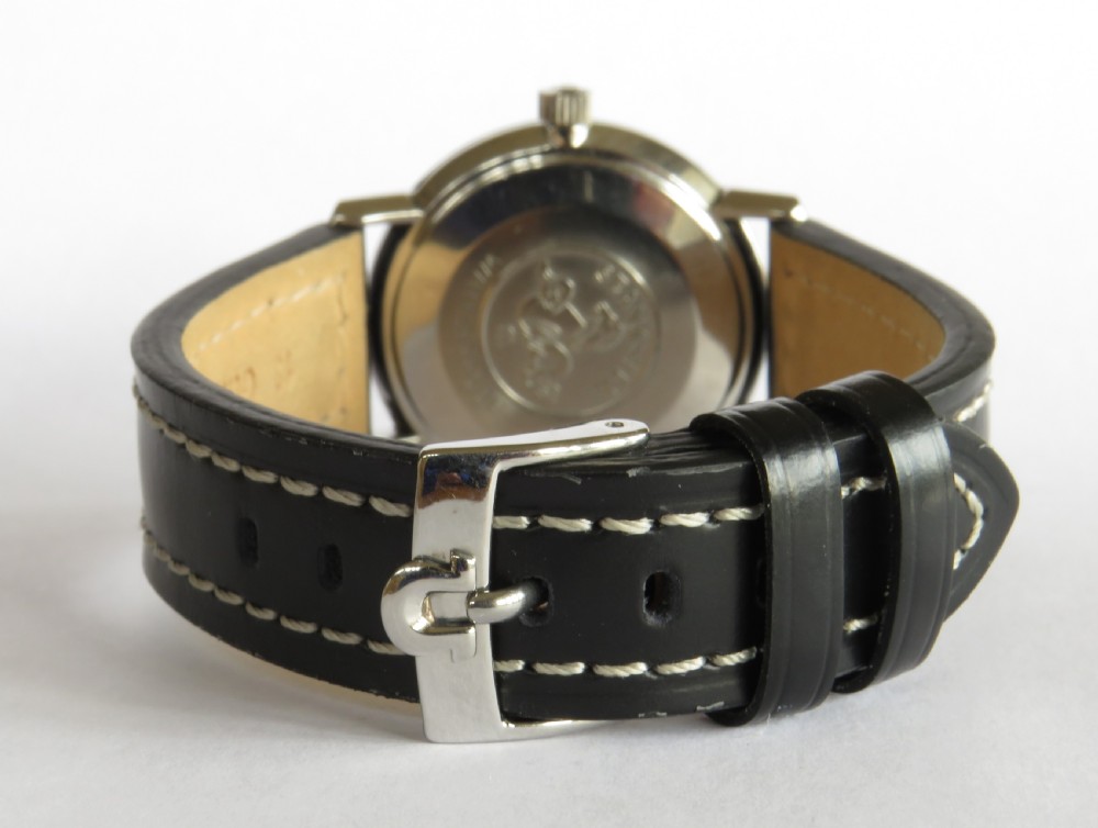 Gents Omega Seamaster De Ville wrist watch, 1965 View V
