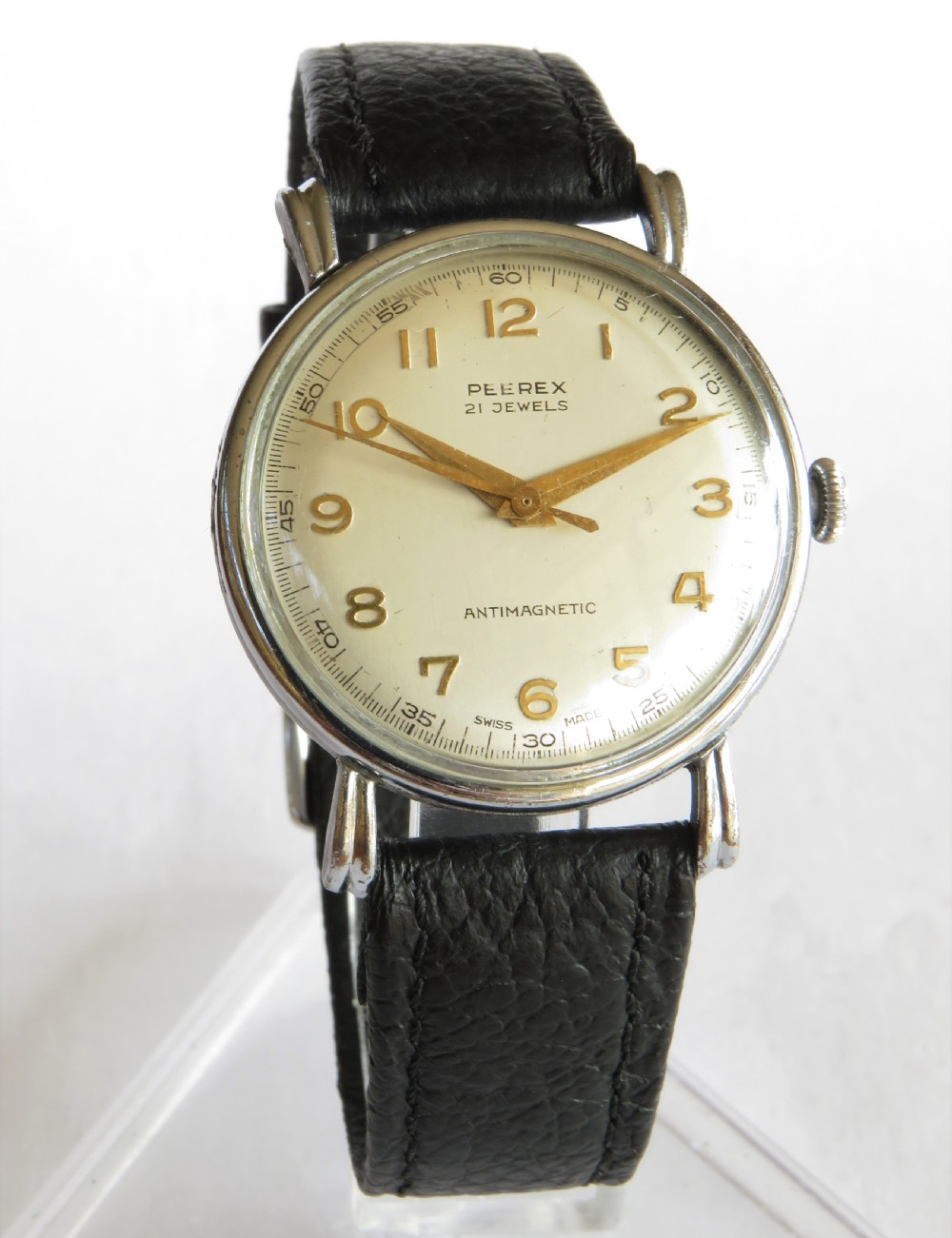 Gents 1950s Peerex wrist watch View II