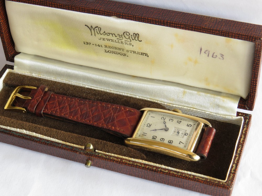 Gents 9ct gold Rotary wrist watch, 1930 View III