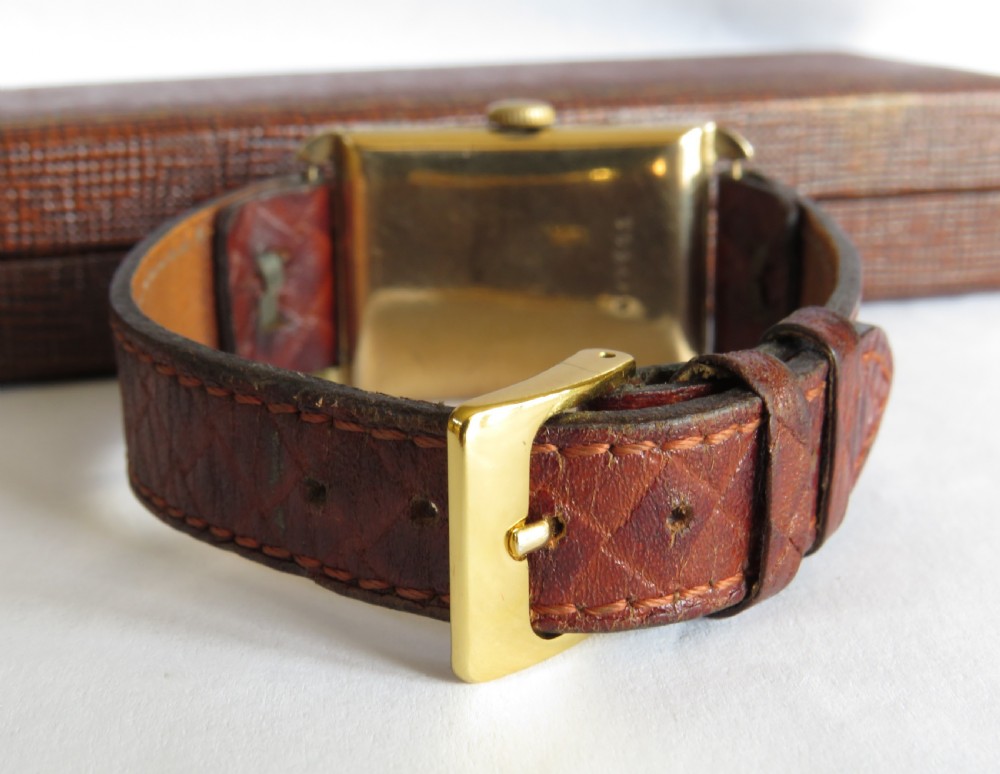Gents 9ct gold Rotary wrist watch, 1930 View IV
