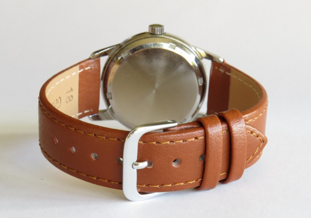 Gents Vertex Revue bumper automatic wrist watch View V