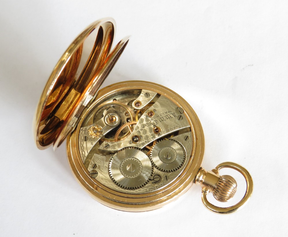 Antique Waltham full hunter pocket watch, 1918 View III