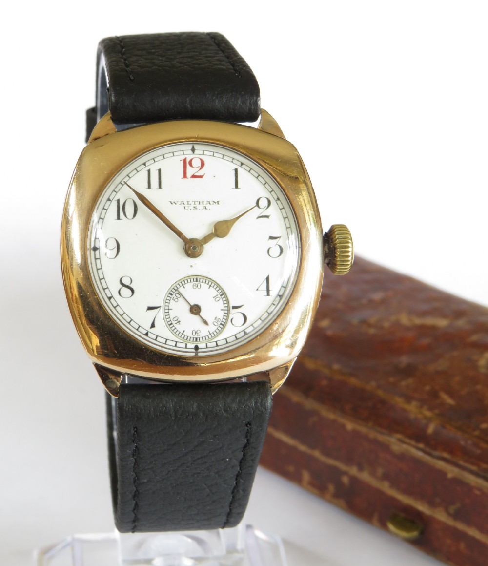 Gents 9ct gold Waltham wrist watch, 1934 View II