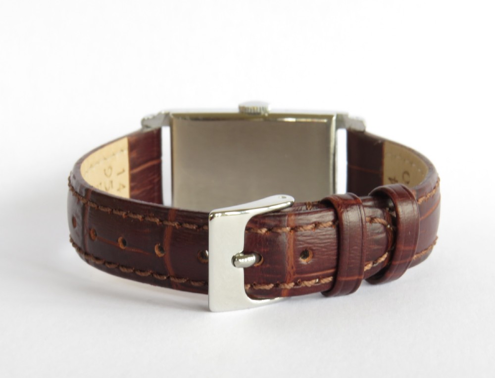 1940s Lanco mid-size wrist watch View V