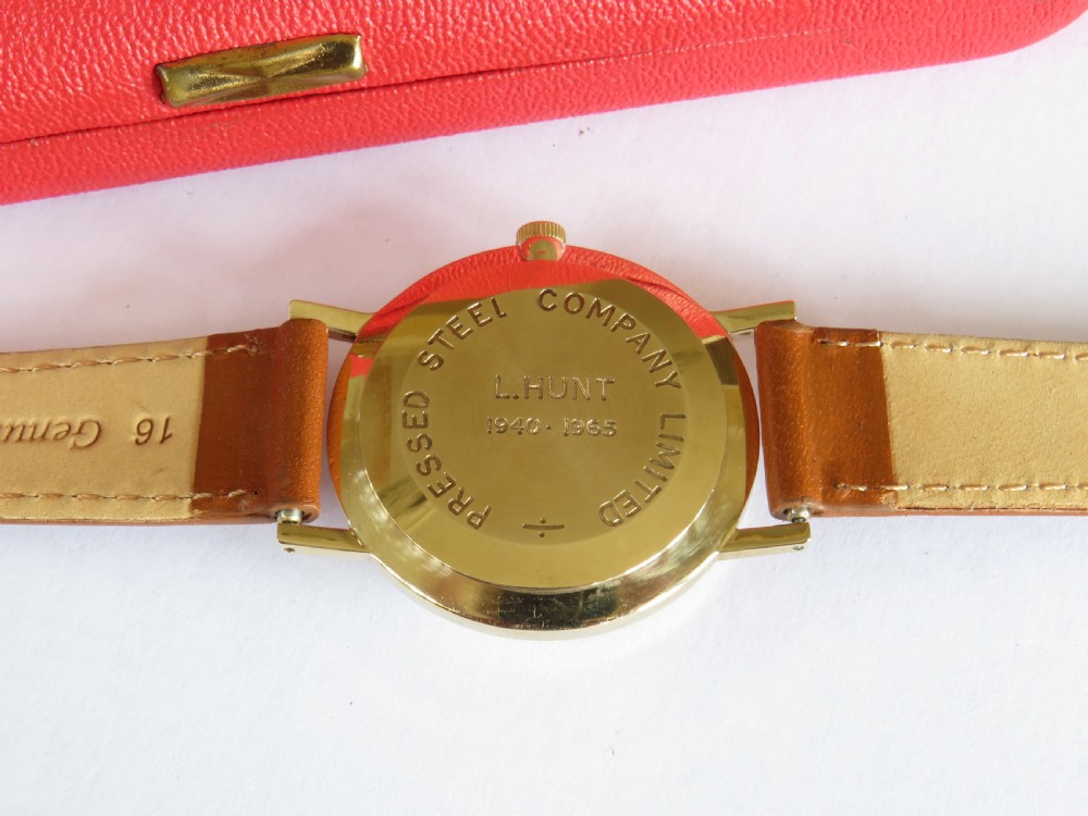 Gents 9ct gold Smiths Astral wrist watch, 1965 View V