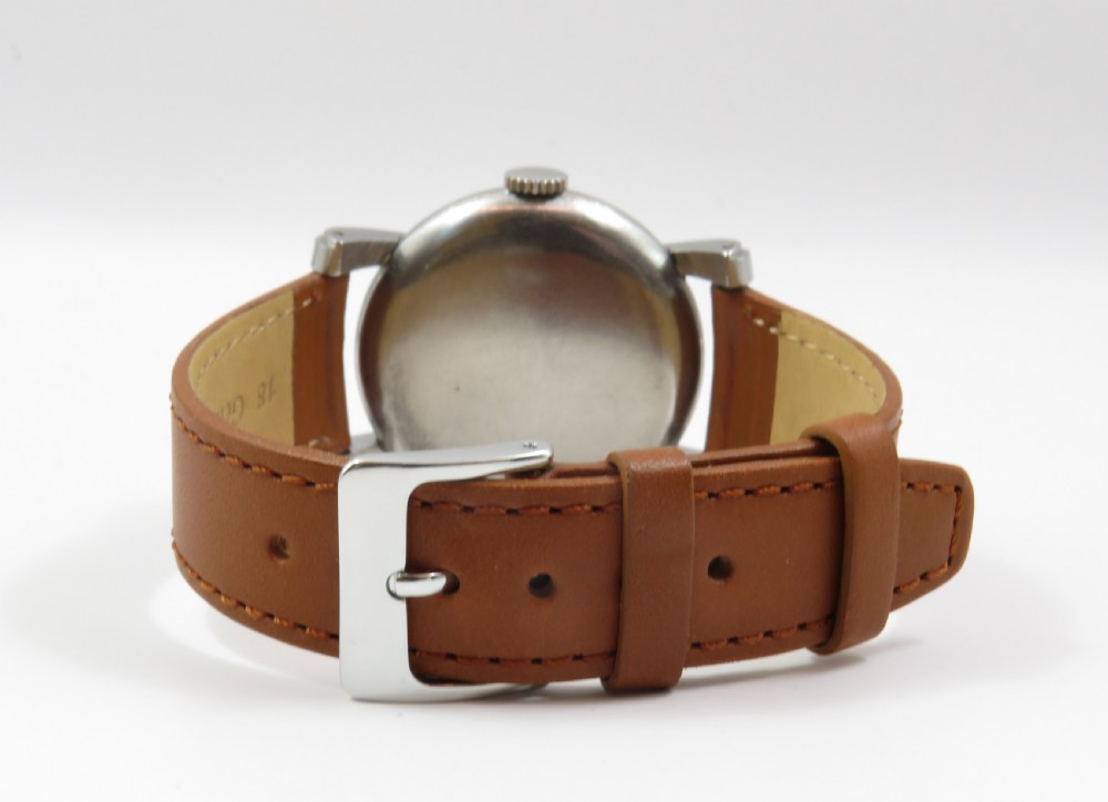 Gents Longines wrist watch, 1947 View V