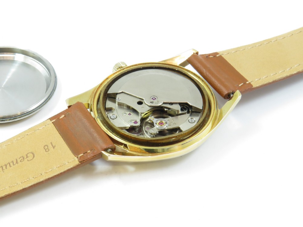 Gents 1950s automatic wrist watch, super condition View III