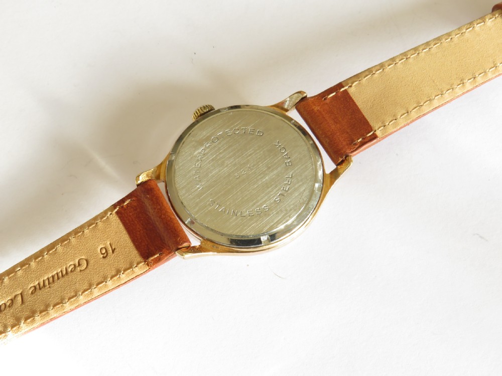 Gents 1950s Chalet wrist watch View IV