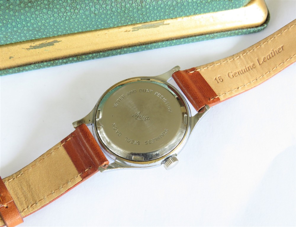 Gents 1950s Avia wrist watch View V