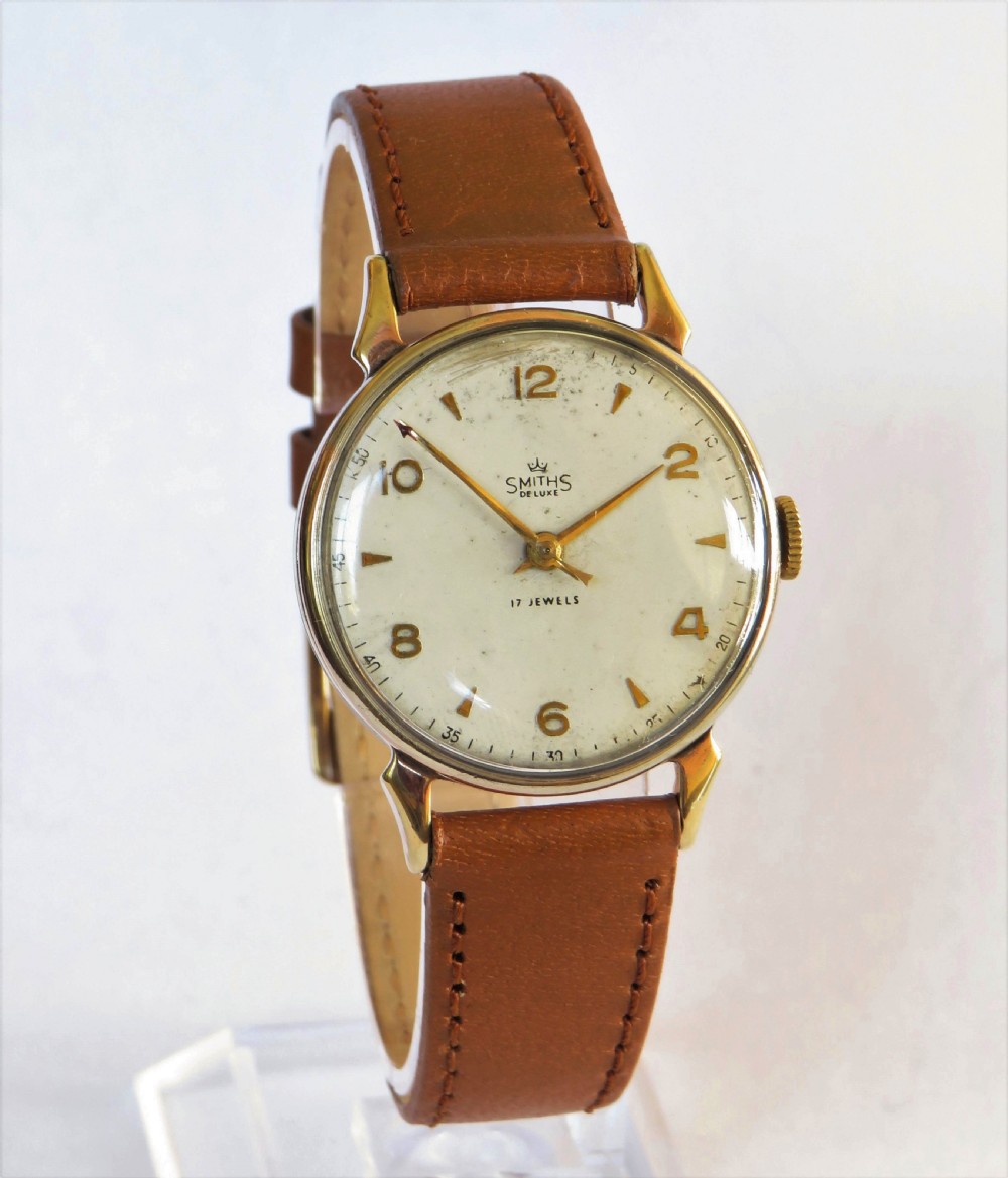 Gents 1950s Smiths De Luxe wrist watch View II
