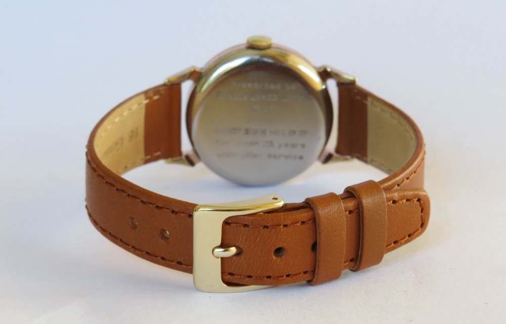 Gents 1950s Smiths De Luxe wrist watch View V