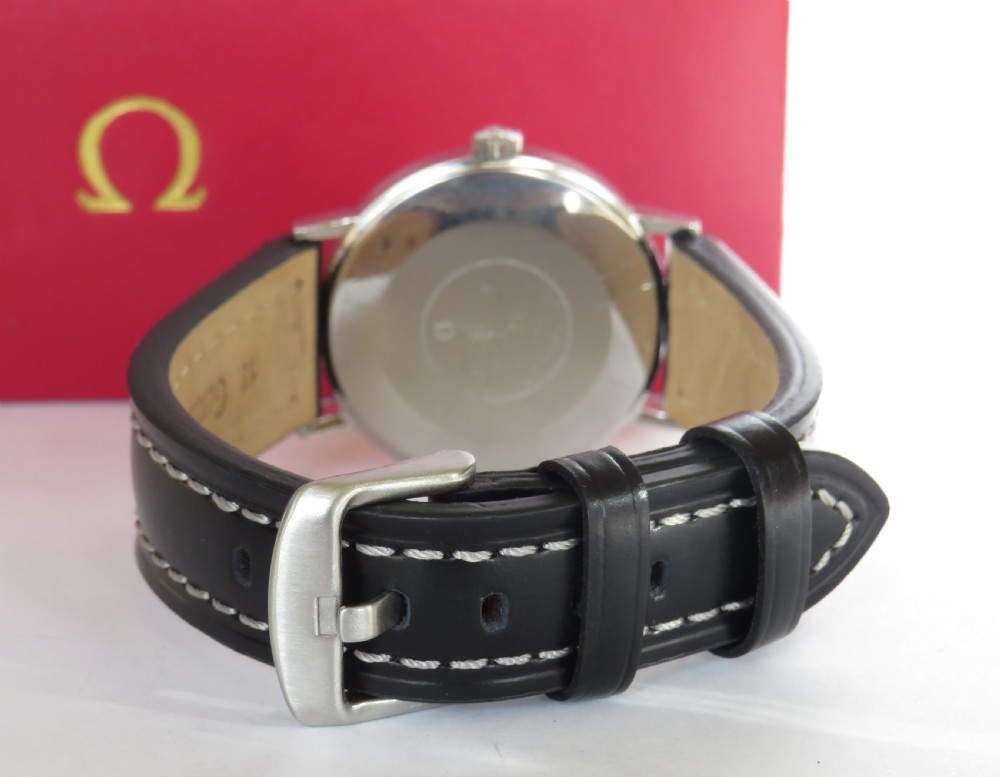 Gents Omega Seamaster De Ville wrist watch, 1966 View V