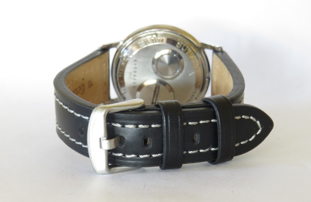 Gents Bulova Accutron tuning fork watch, 1964 View IV