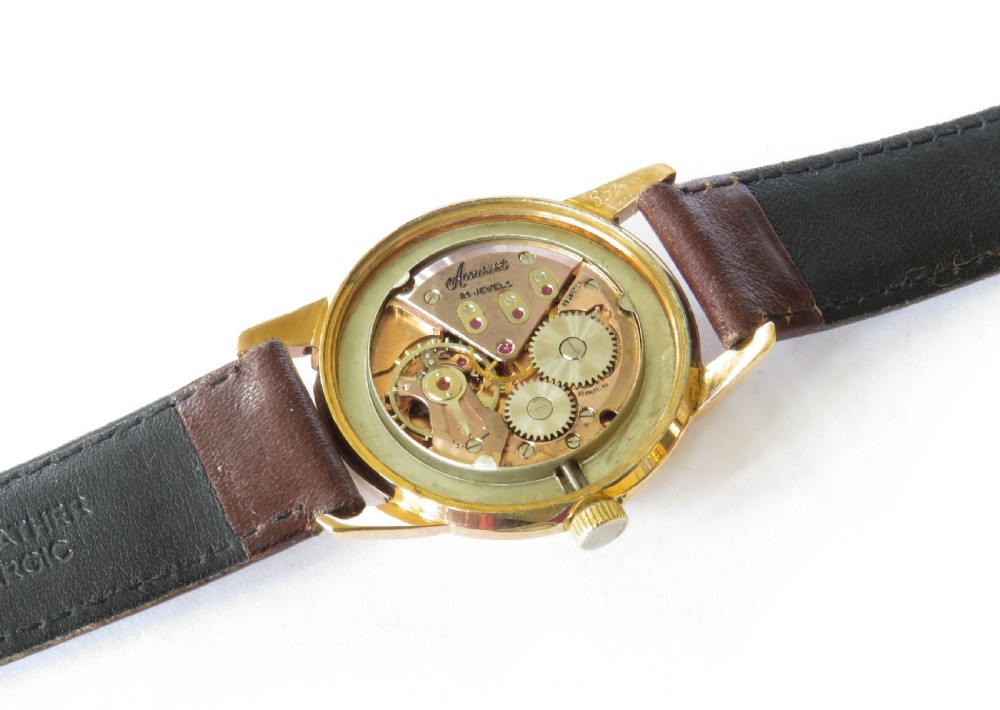 Gents 1960s Accurist wristwatch View III