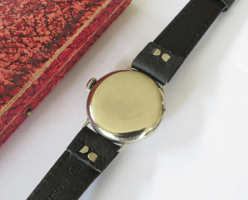 Mid-size 1930s Bernex wrist watch View V