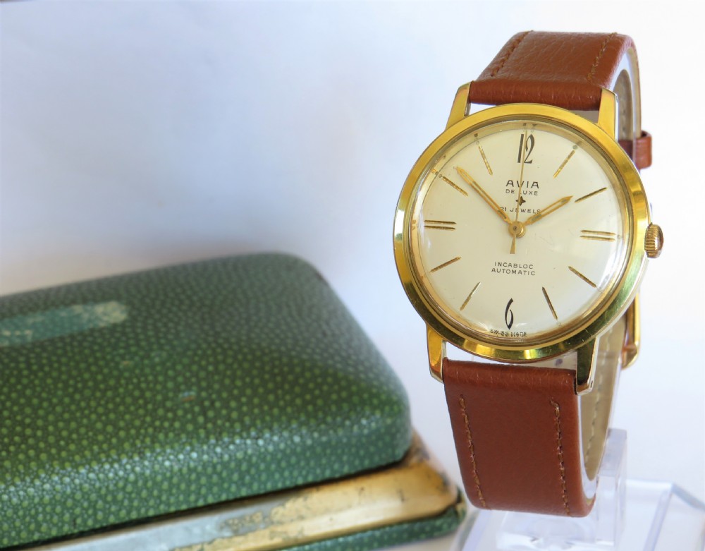 Gents 1960s Avia De Luxe wrist 
