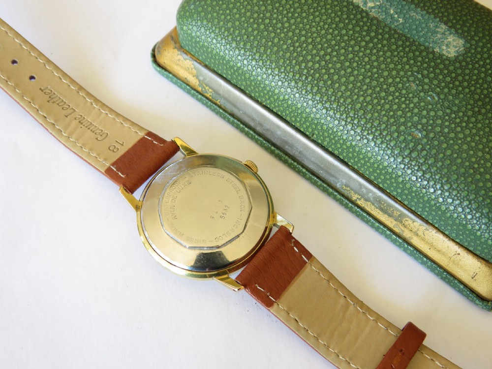 Gents 1960s Avia De Luxe wrist  View IV