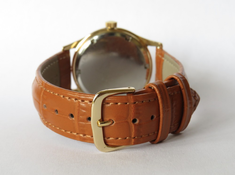 Gent 1950s Lanco De Luxe wrist watch View IV