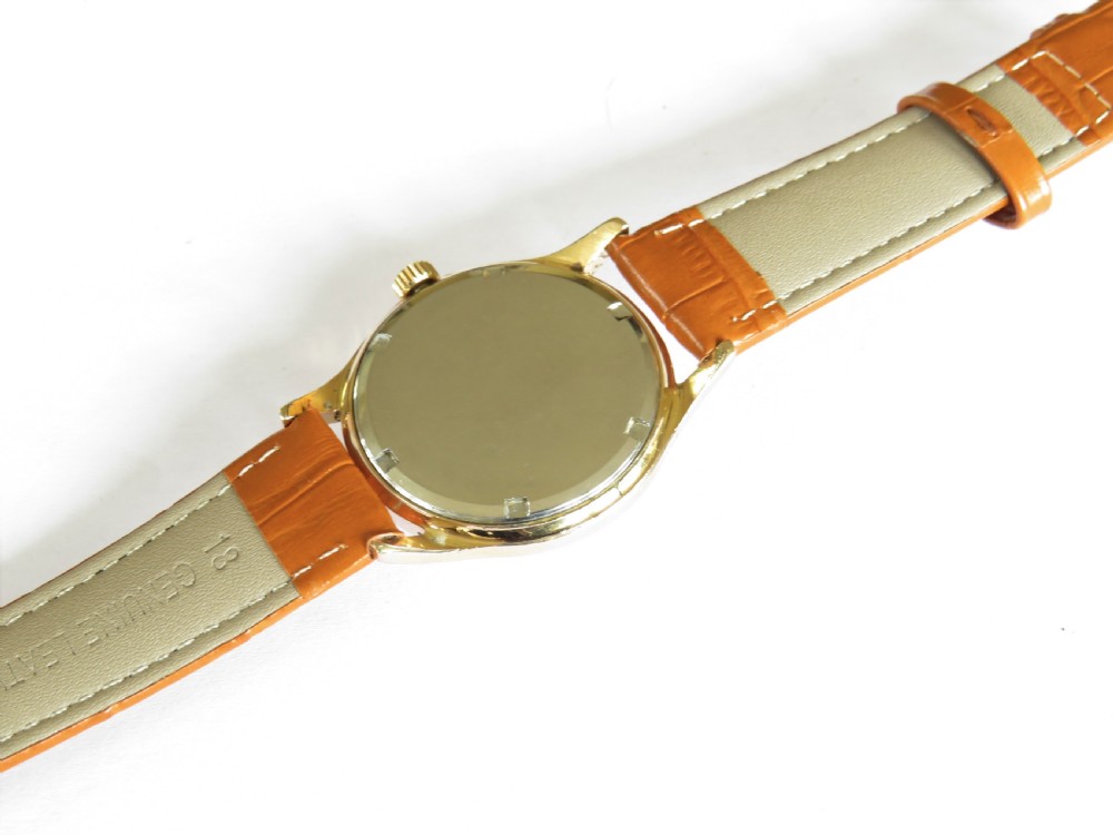 Gent 1950s Lanco De Luxe wrist watch View V