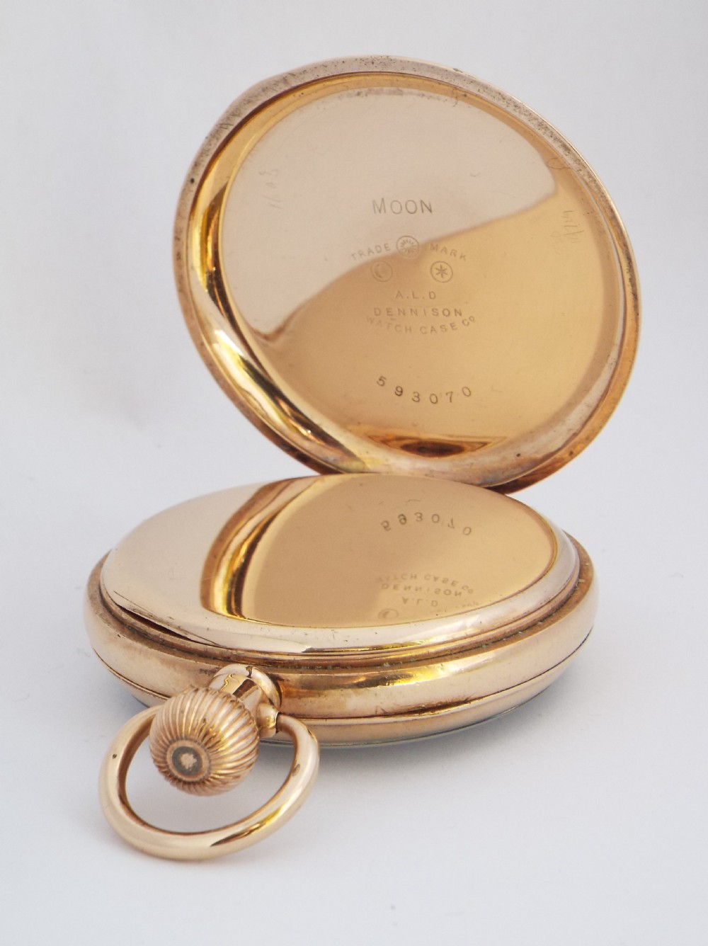 Antique Waltham Traveler pocket watch, 1917. View III