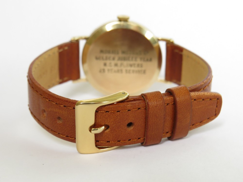 Gents 9ct gold Smiths De Luxe wrist watch, 1962 View V