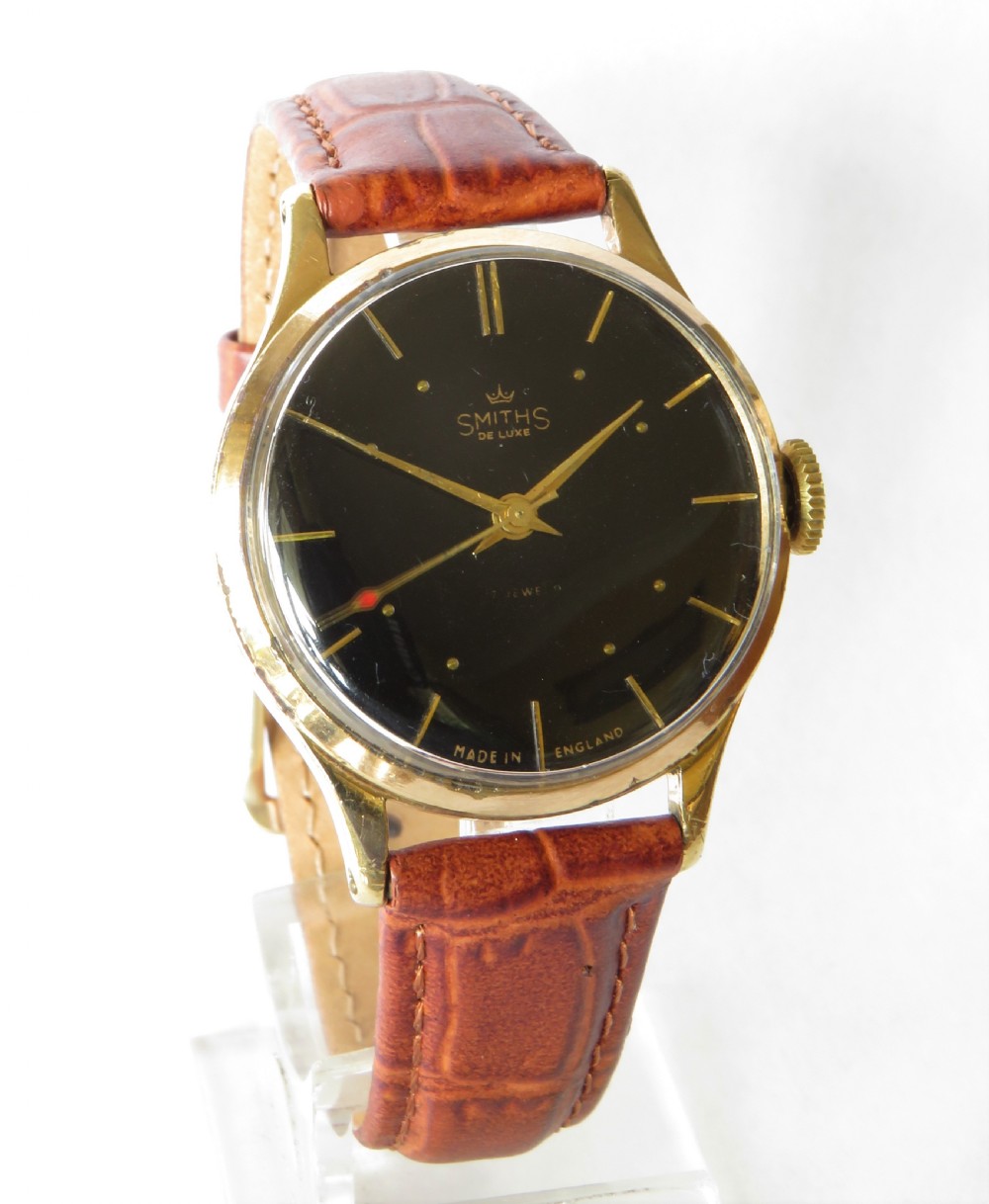 Gents 1950s Smiths De Luxe wrist watch View II