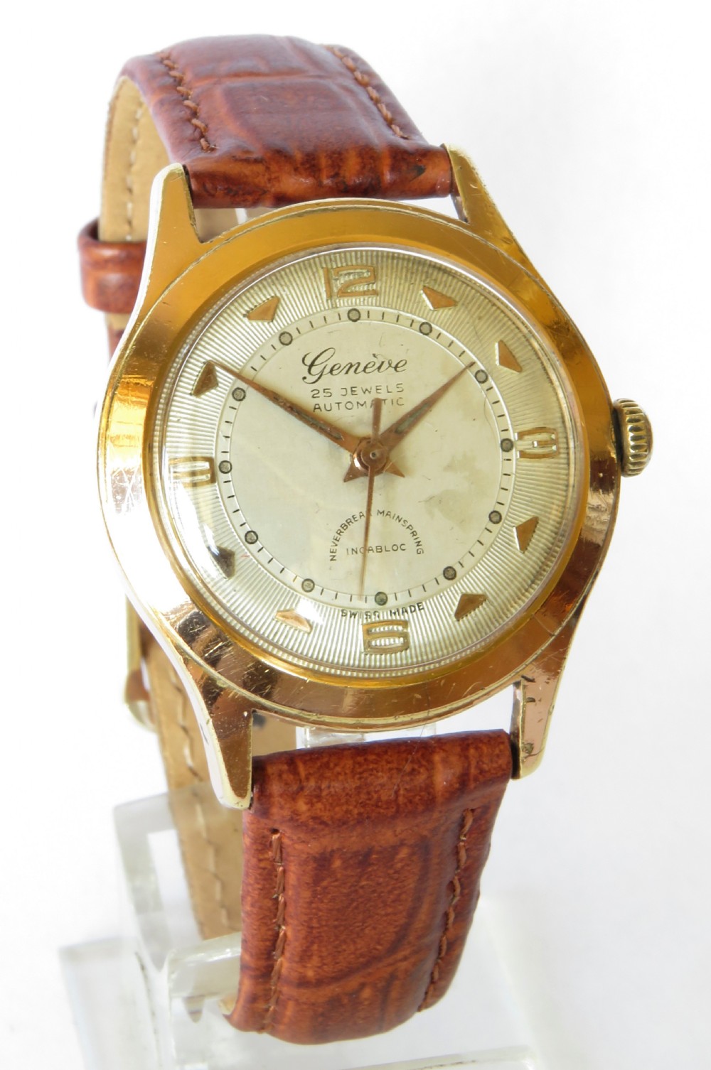 Gents 1950s Geneve automatic wristwatch View II