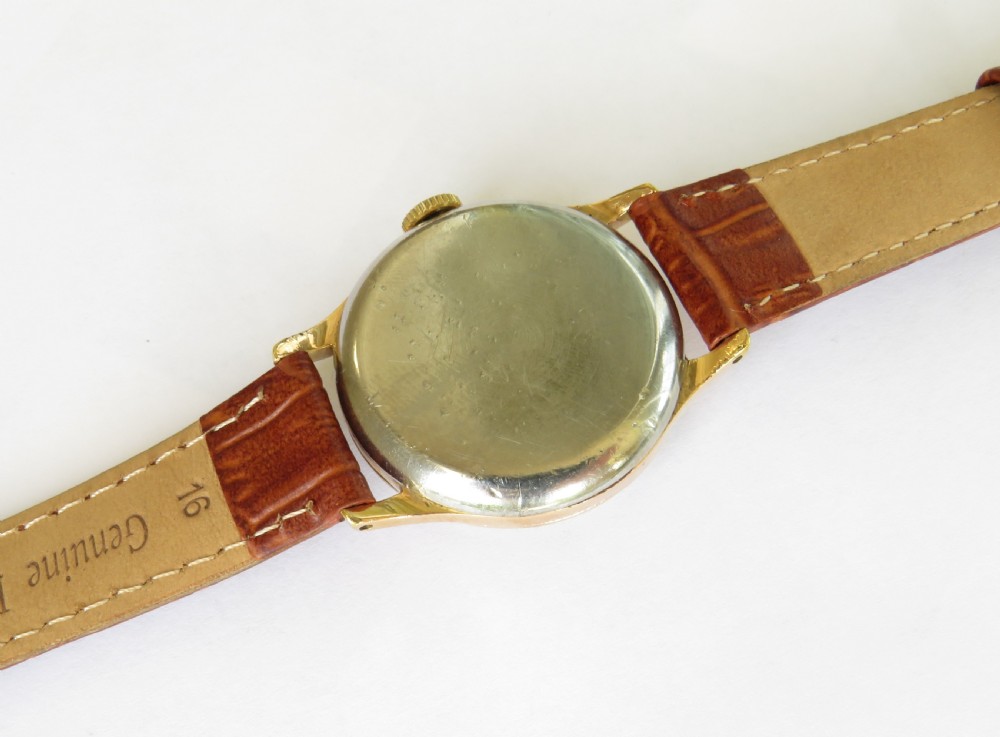 Gents 1950s Smiths De Luxe wrist watch View IV