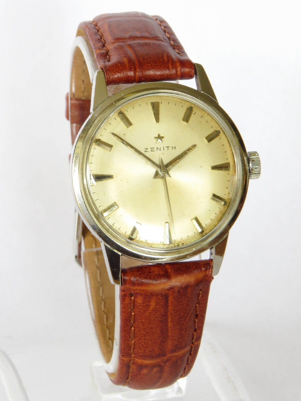 Gents Zenith wrist watch, 1967 View II