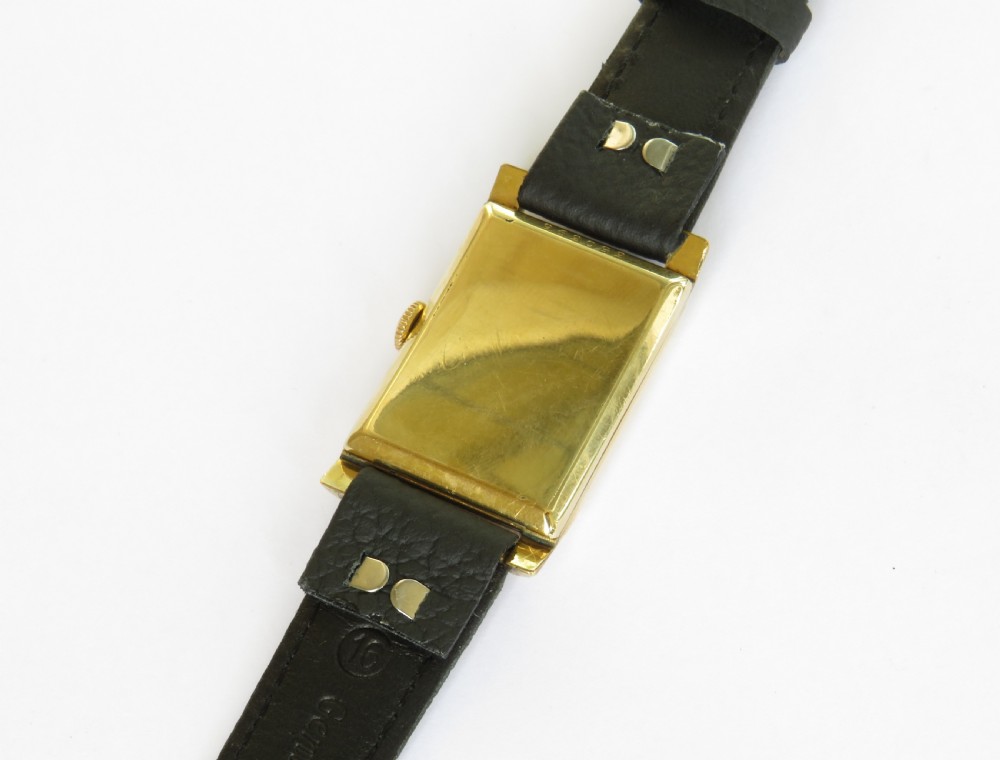 Mid-size Art Deco Rotary wrist watch View IV