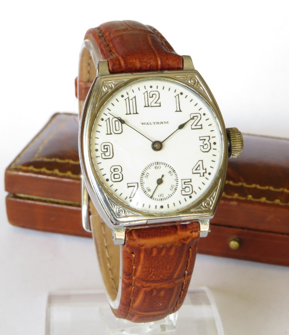 Gents antique Waltham wrist watch View II