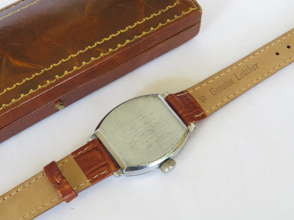 Gents antique Waltham wrist watch View V