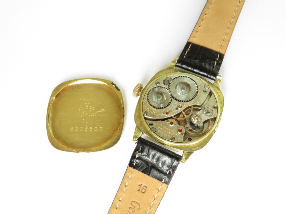 Gents Waltham Riverside Maximus wrist watch View III