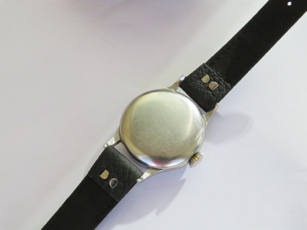Gents WW2 Longines wrist watch, 1939 View IV