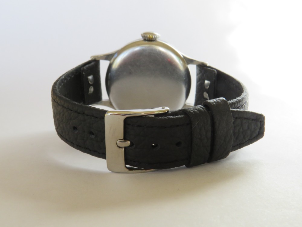 Gents WW2 Longines wrist watch, 1939 View VI