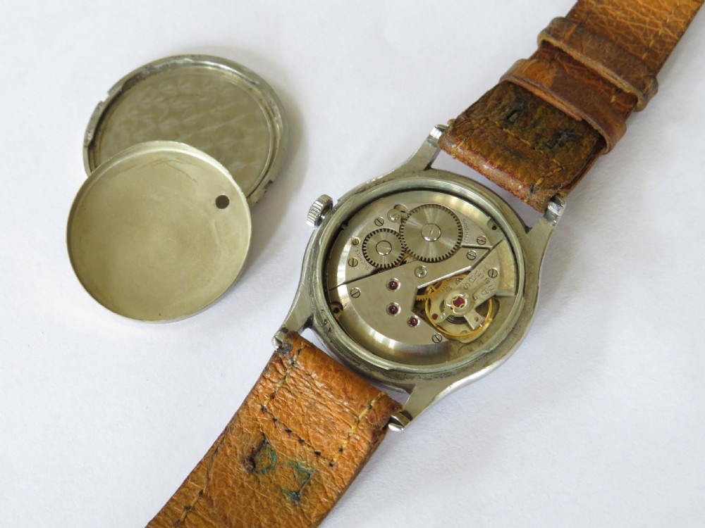 Gents 1940s Montilier wrist watch View III