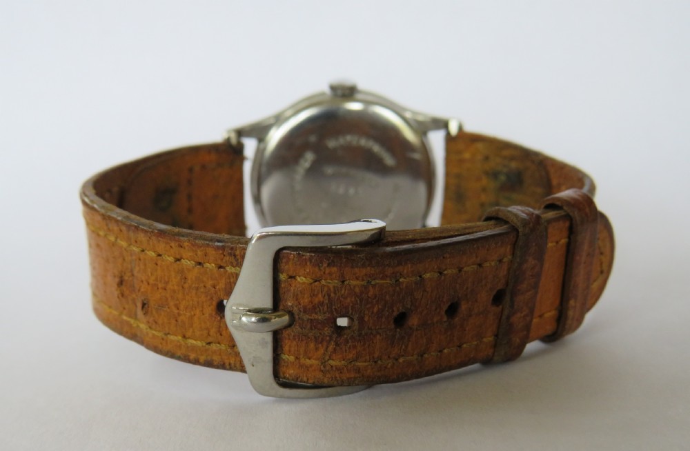 Gents 1940s Montilier wrist watch View V