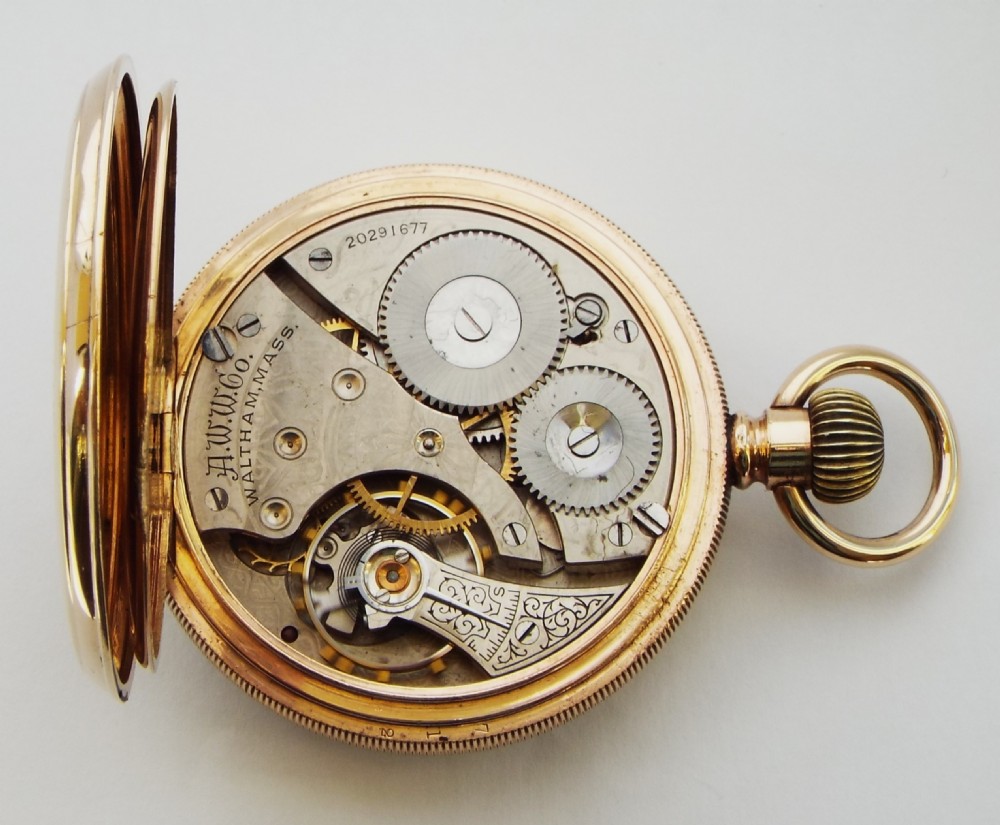 Antique Waltham pocket watch, 1915. View V