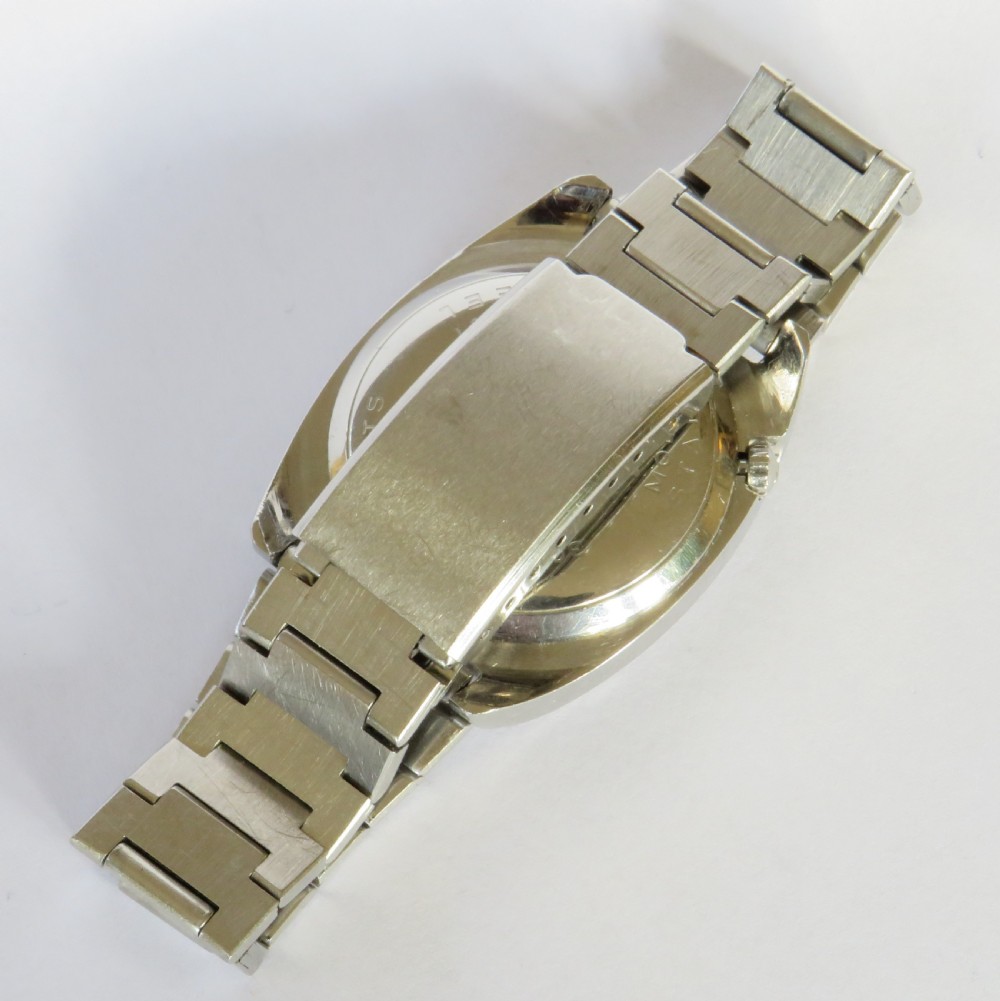 Gents Roamer Mustang Rotodate wrist watch View IV