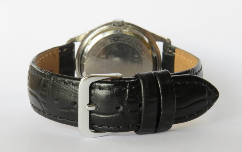 Gents 1950s Titus Titomatic wrist watch View III