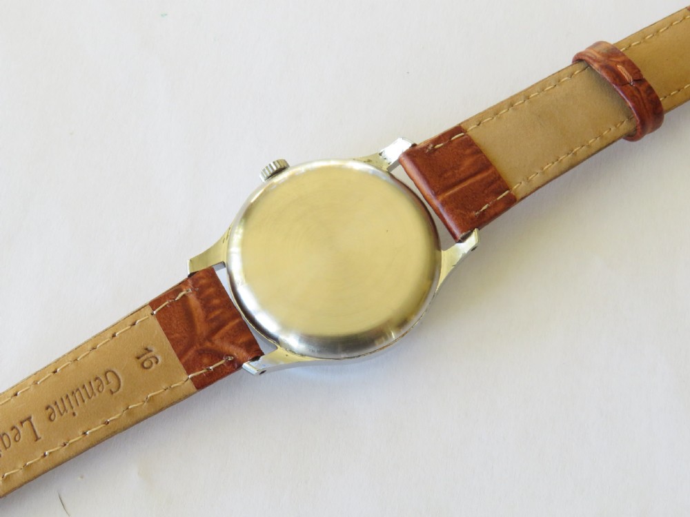 Gents / Mens 1960s Smiths Astral wrist watch View IV