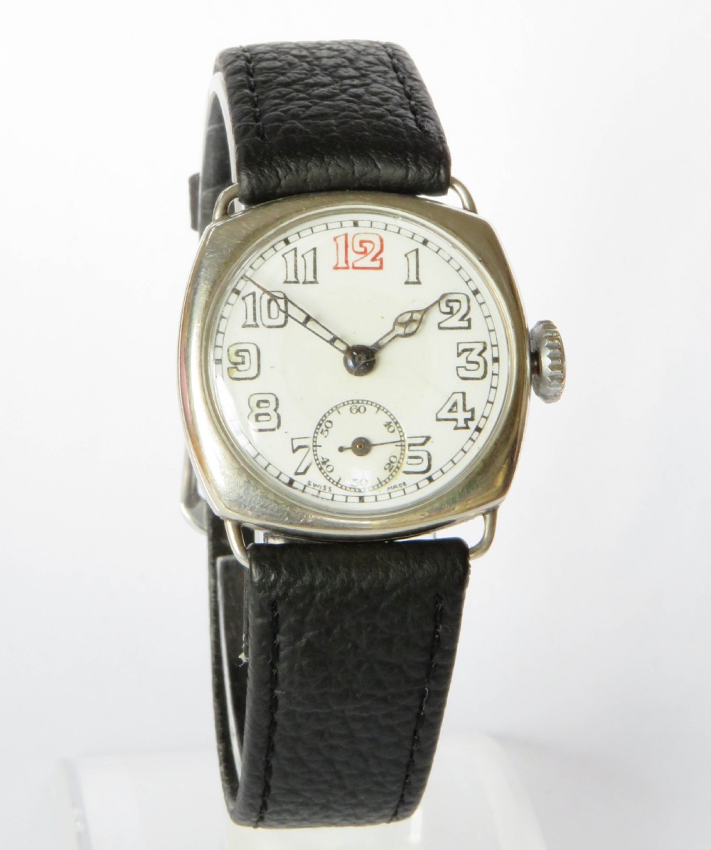 Mid-size silver wrist watch, 1928 View II