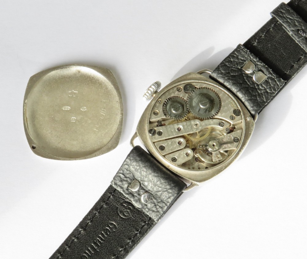 Mid-size silver wrist watch, 1928 View V