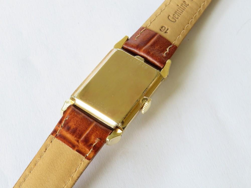 Mid-size Bulova wrist watch, 1953 View IV