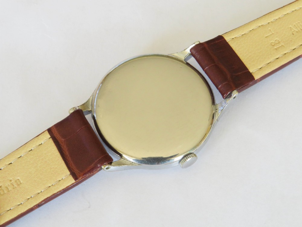 Gents large 1950s Tissot wrist watch View IV
