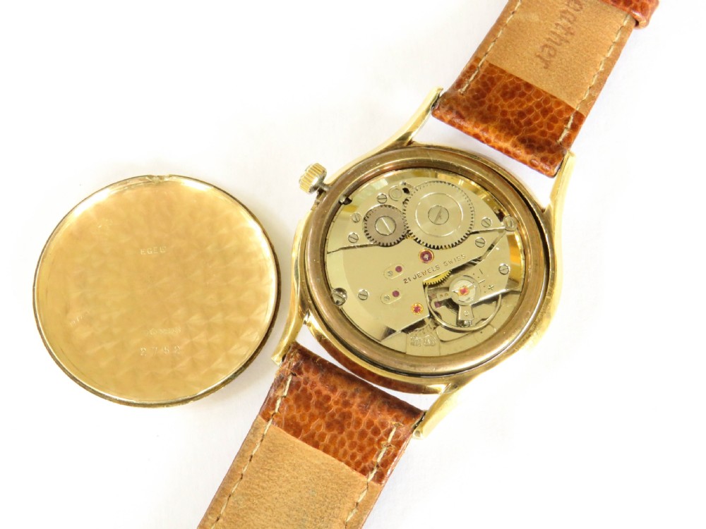 Gents 9ct gold Kered wrist watch, 1960 View III